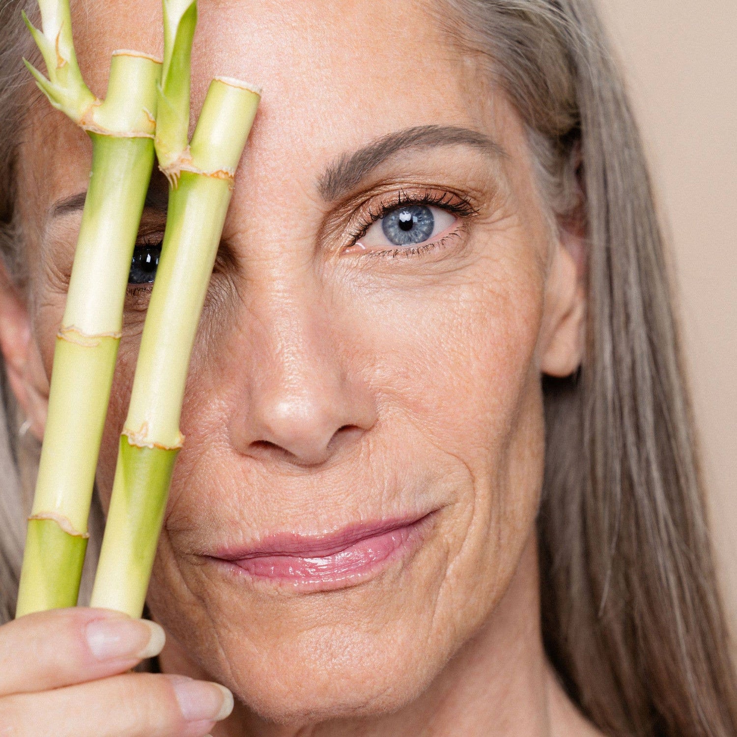 Bamboo Hyaluronic Loose Setting Powder